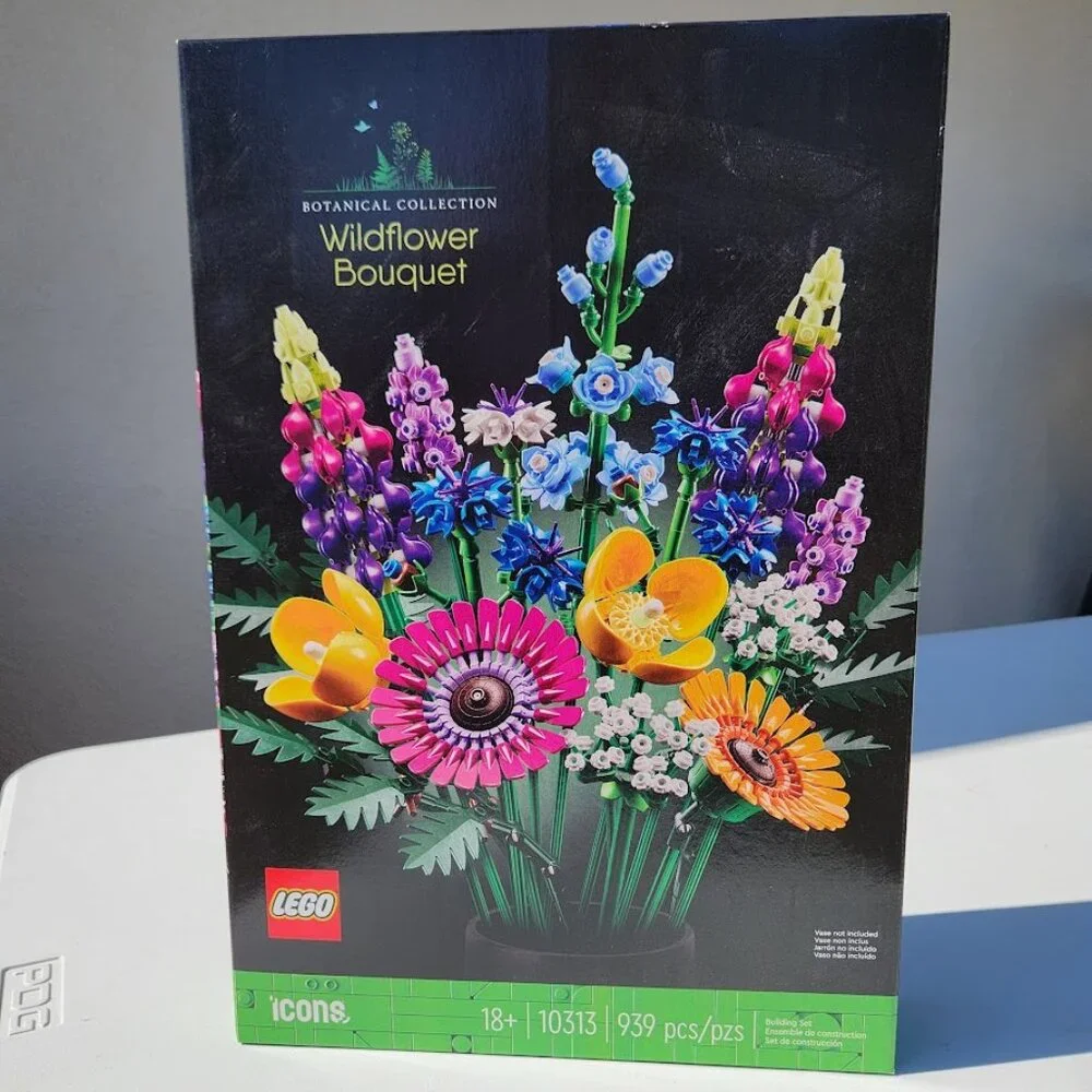 LEGO 10313 Botanicals Artificial Wildflower Bouquet Fake Flowers Building Set To